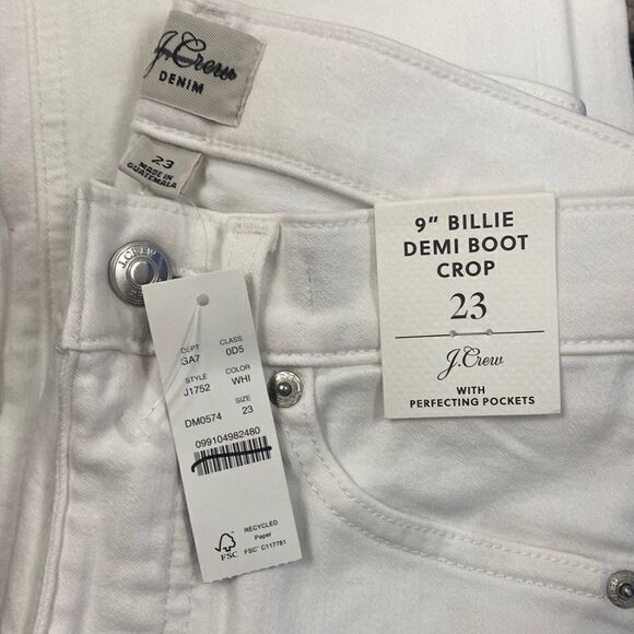 9" Billie demi-boot crop jean in white - Picture 4 of 4